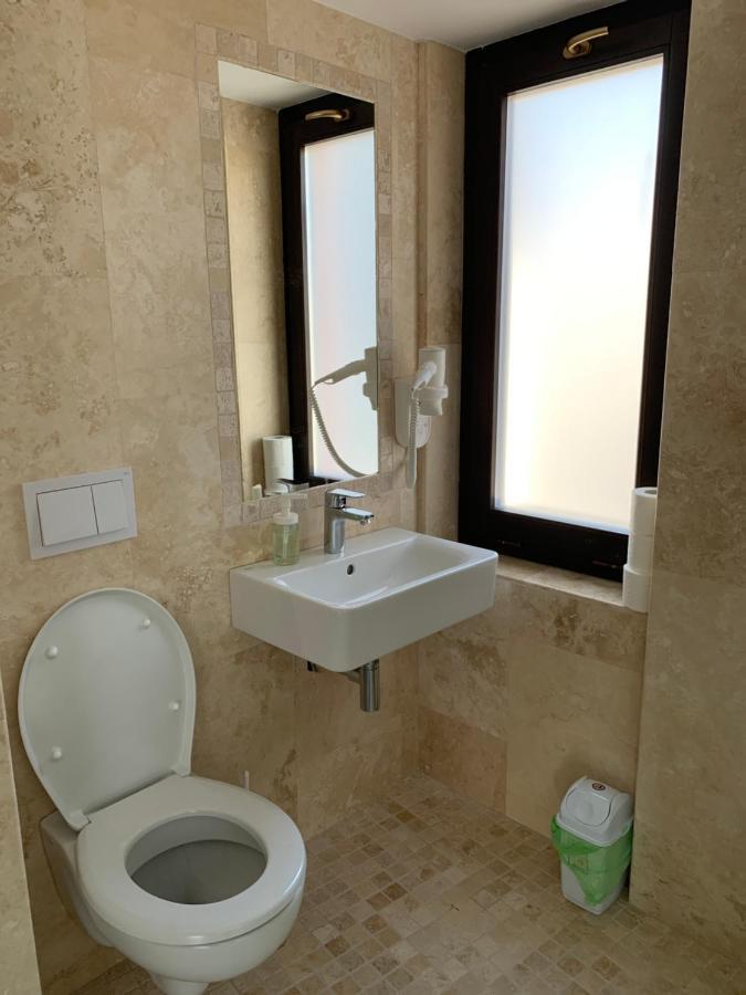 Dacia Residence Apartments Bukarest Kültér fotó