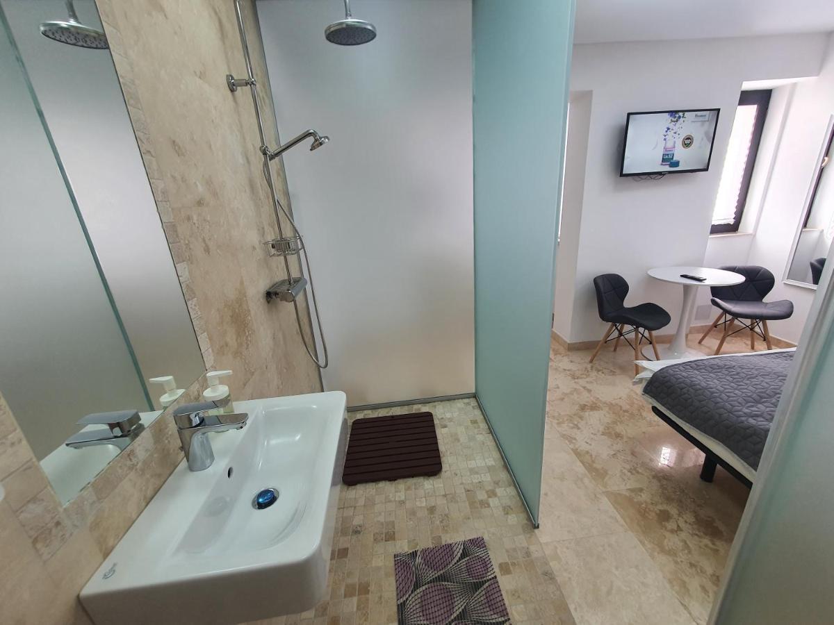 Dacia Residence Apartments Bukarest Kültér fotó